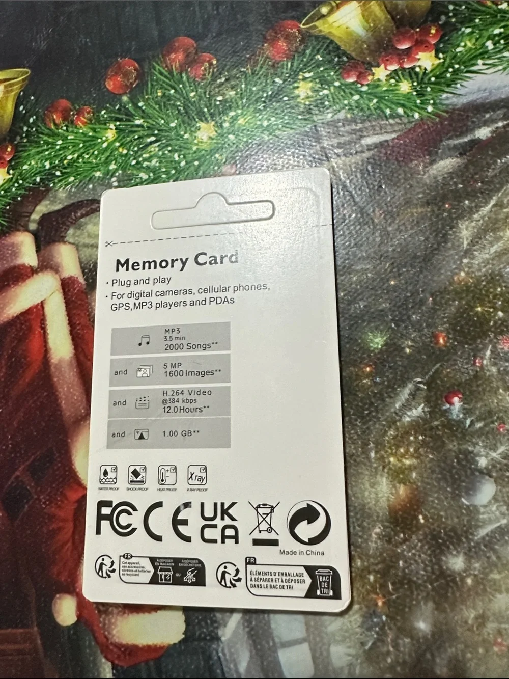 Lenovo Gold 512GB microSD Card with Black Adapter